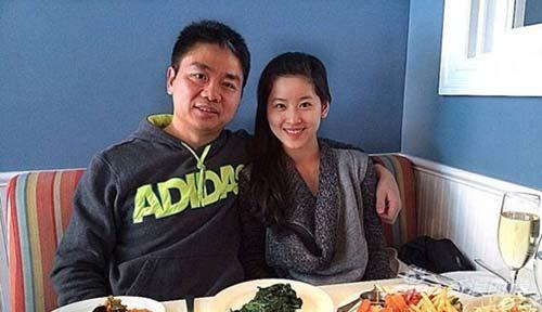 京东IPO奶茶妹妹未现身 刘强东回应称“她没有来”