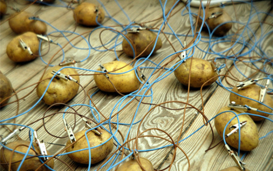 微软新电池技术：可能让我们告别一天一充