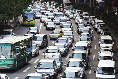 广东新能源汽车或不受限号约束 可共享公交车道