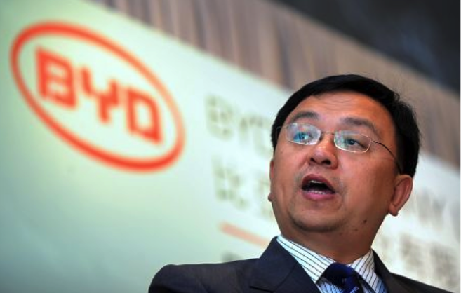 比亚迪新能源是大旗还是遮羞布 缺基础的大跃进？