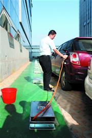 青岛电动出租或明年上路 新小区将建充电设施