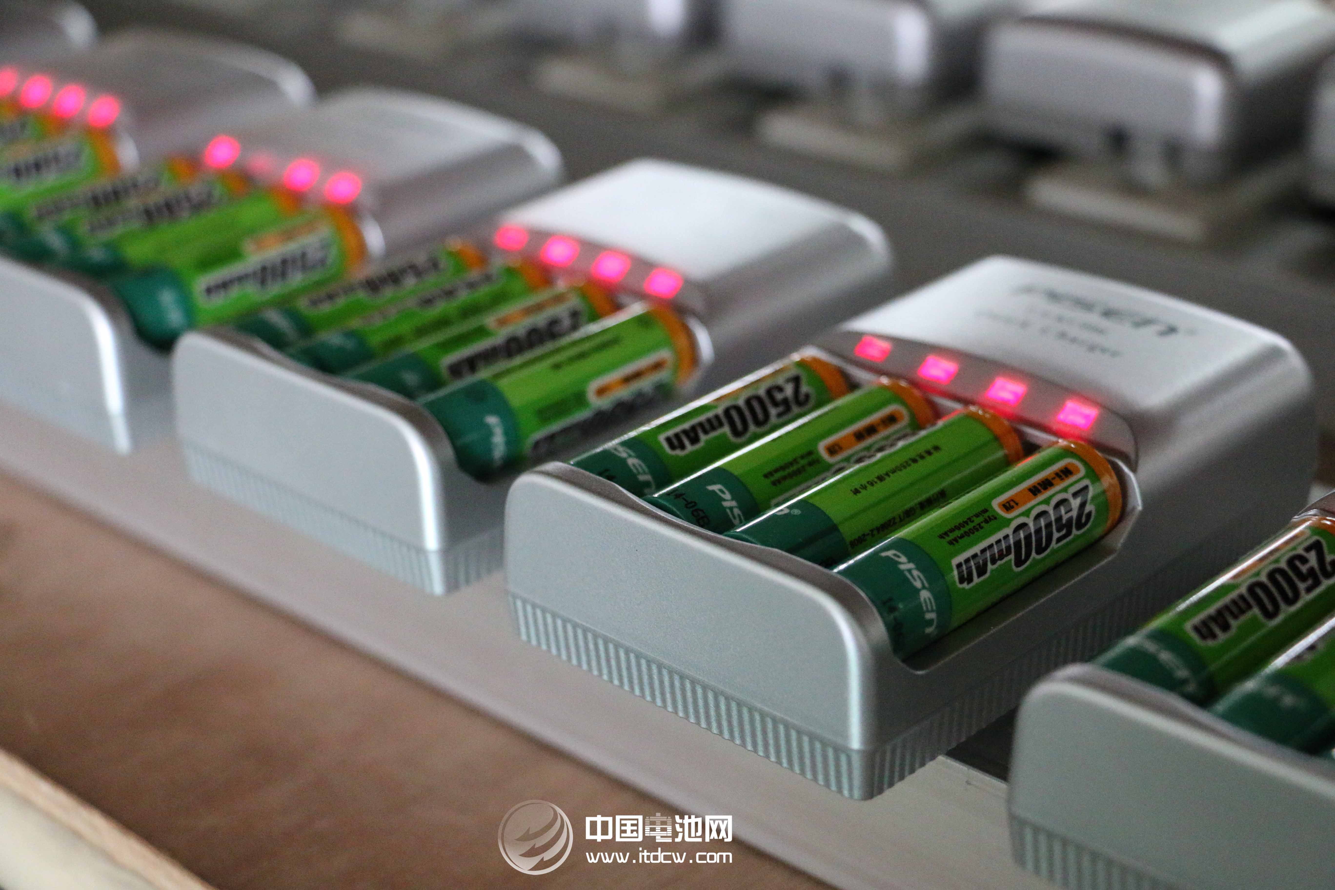 中国电池网于清教一行在四川品胜电子科技
