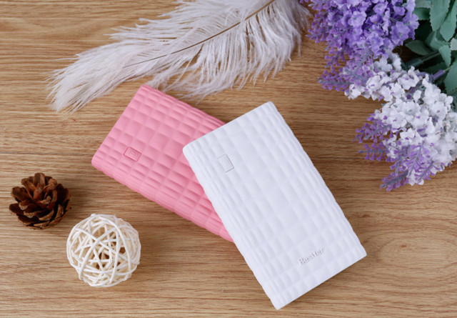 让她心动的神秘大礼 全球最受欢迎女性时尚移动电源