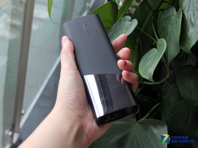 自带台灯 倍斯特BST-0157A移动电源赏析