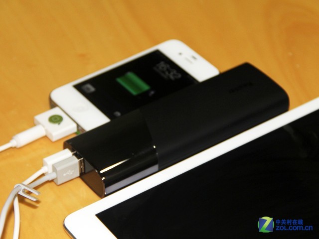 自带台灯 倍斯特BST-0157A移动电源赏析