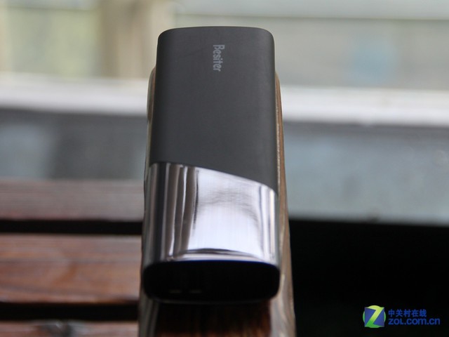 自带台灯 倍斯特BST-0157A移动电源赏析