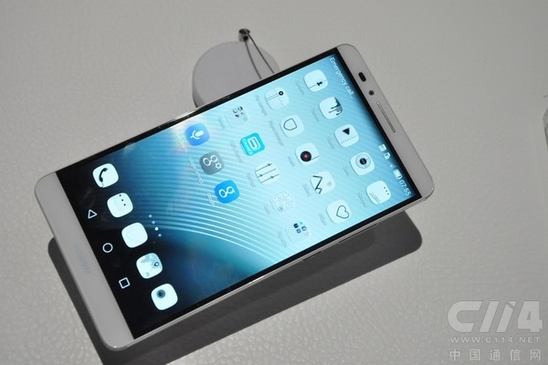 华为余承东：智能机份额三年内冲二 不做“Me Too”赢在未来