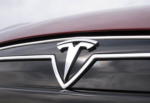 特斯拉中国充电桩在哪？高德地图导航特斯拉充电桩