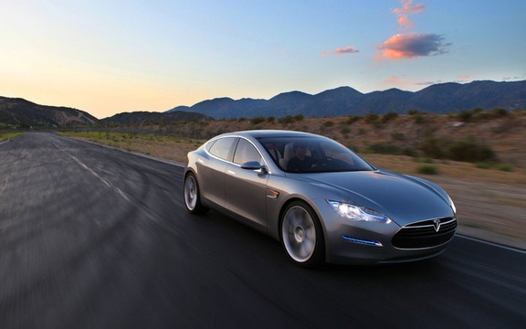  富士康代工特斯拉  郭台铭私会万钢