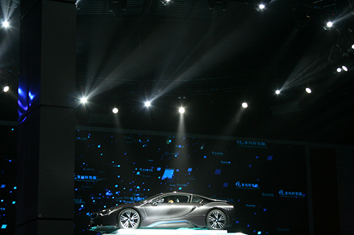 宝马新能源车i3和i8上市 全面挑战特斯拉