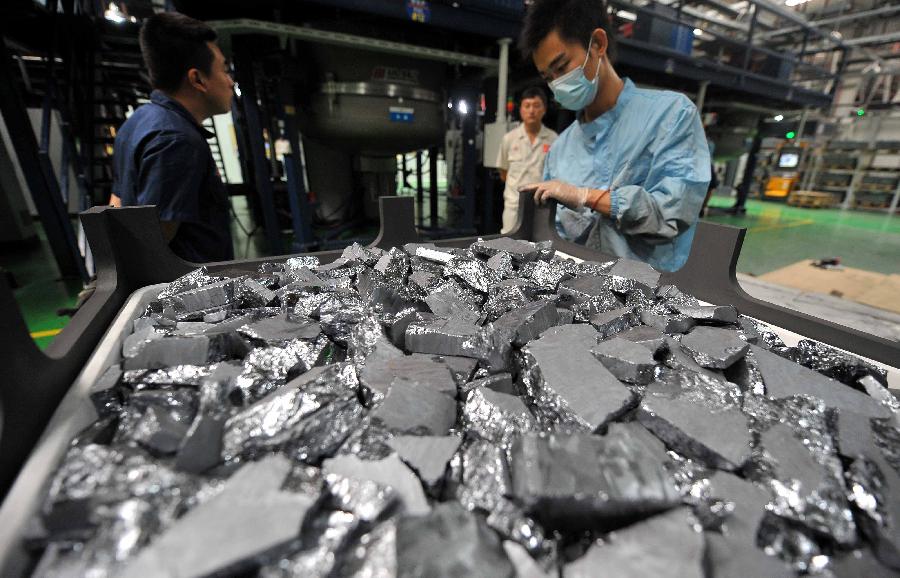 多晶硅新一轮投资热情高涨  应避免新过剩 