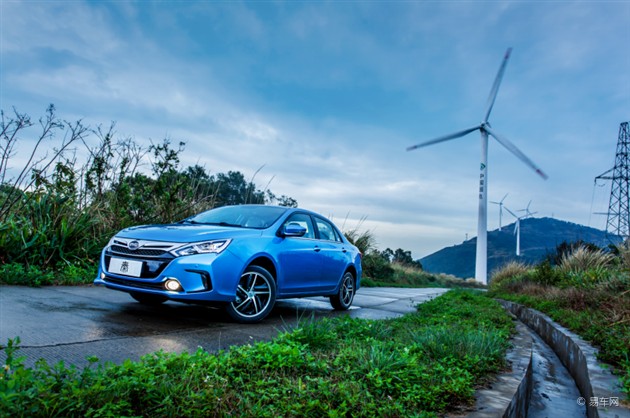 比亚迪书写“中国创造”奇迹：从销量冠军到技术高手