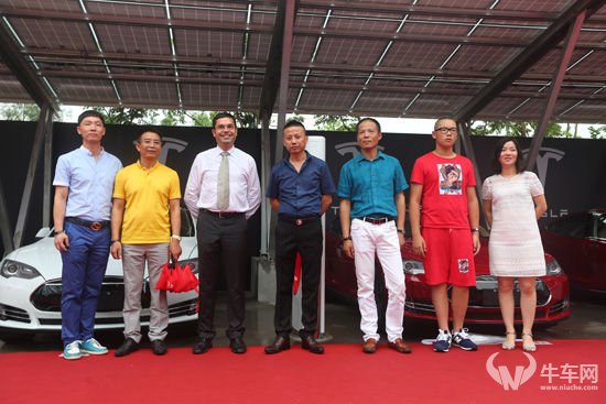 电动车如何跻身劲旅？探索特斯拉商业模式