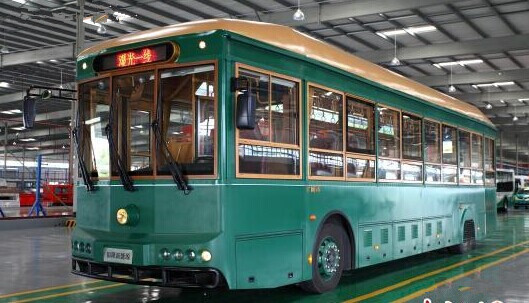 “珠海造”纯电动观光巴士运北京 十一运营