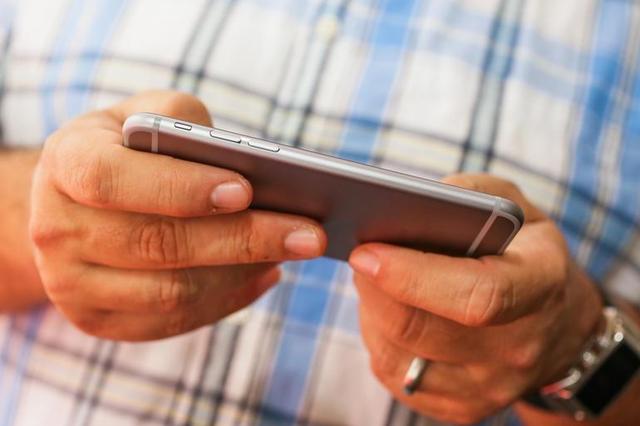 苹果iPhone 6无需这么薄 应该加大电池容量 