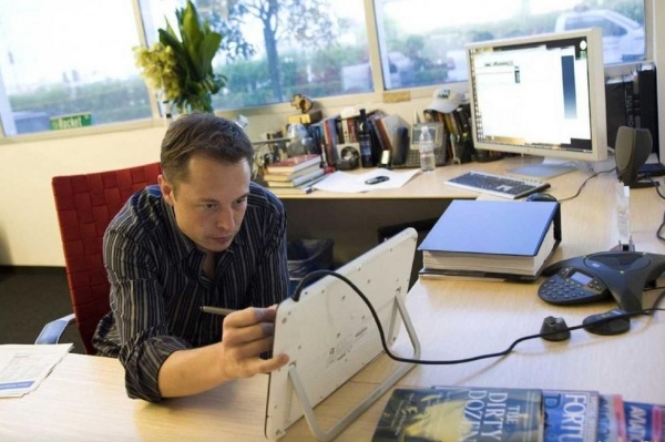 马斯克:世界上最伟大的“头号颠覆者” 马斯克:世界上最伟大的“头号颠覆者”