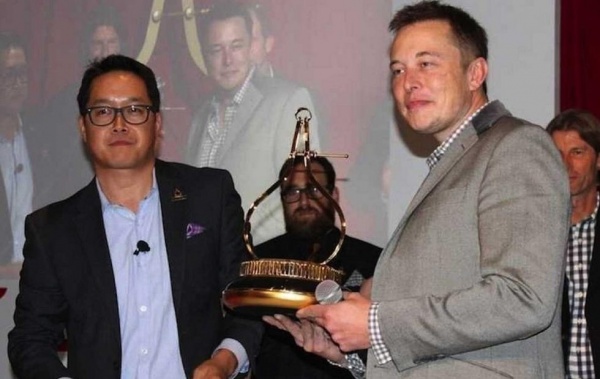 马斯克:世界上最伟大的“头号颠覆者” 马斯克:世界上最伟大的“头号颠覆者”