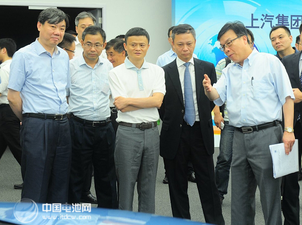 阿里巴巴和上汽签署战略合作 两年后量产互联网汽车