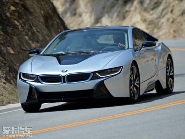 宝马智能充电器