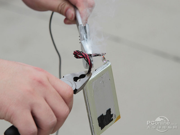 携带移动电源上飞机  先了解安全问题与规定