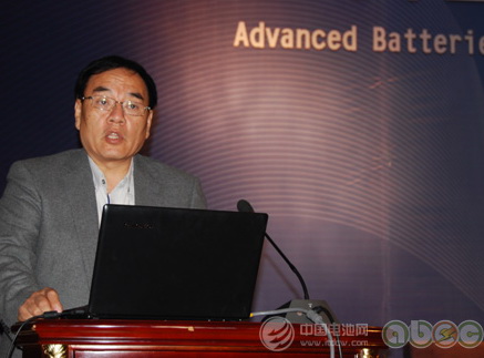 锂电“达沃斯”学术委员会主席其鲁：我们需要反思