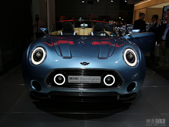 2014巴黎车展：宝马MINI敞篷电动车正式亮相