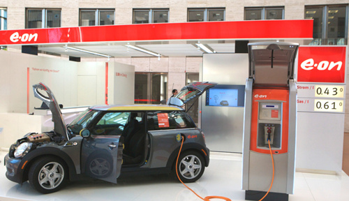 外媒观察：中国或投160亿美元建电动车充电站