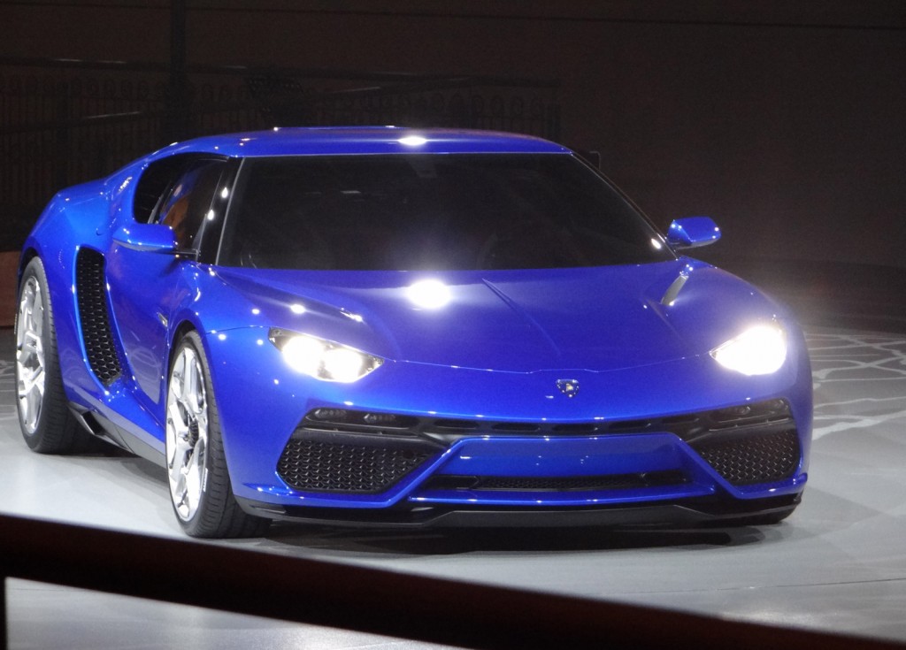 兰博基尼首款插电混合动力超跑亮相2014巴黎车展 兰博基尼首款插电混合动力超跑亮相2014巴黎车展