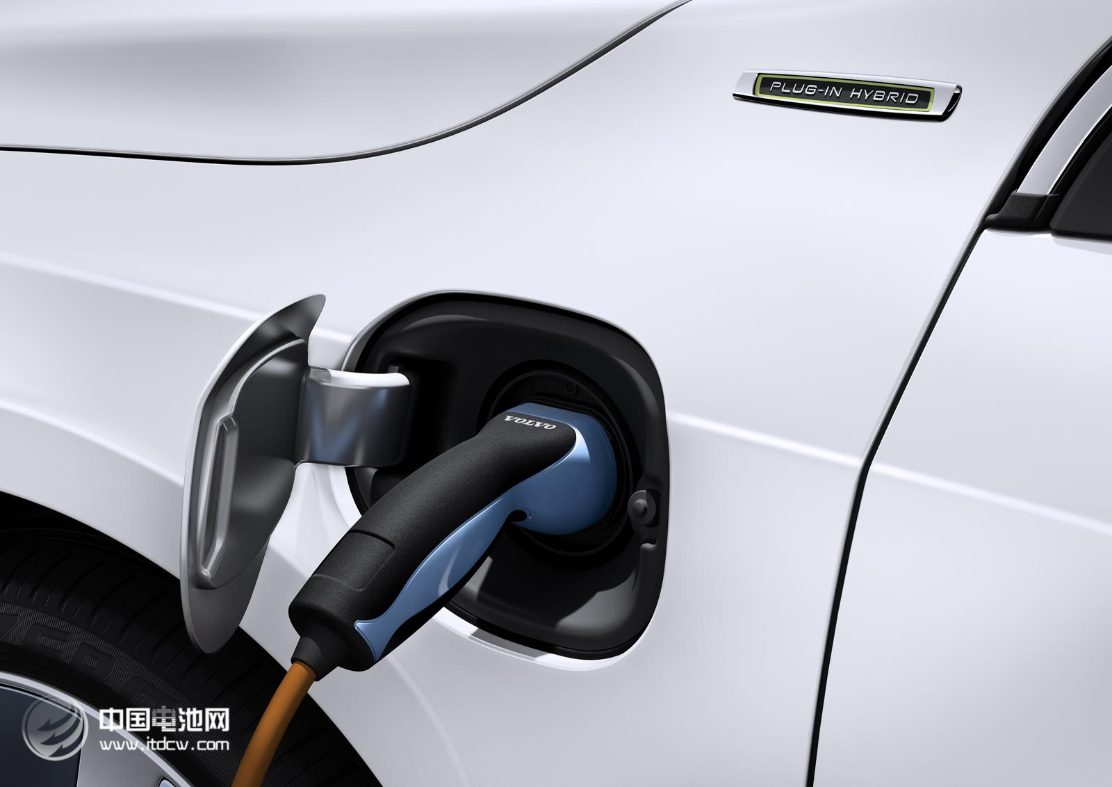 销量与口碑兼得 插电式混合动力车仍“步步惊心”？