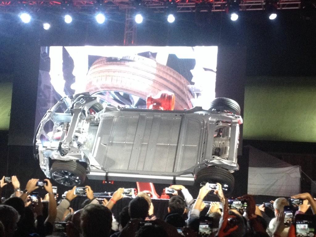 特斯拉的价值和马斯克的想象力：车轮上的摩尔定律