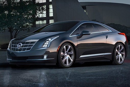 宝马、凯迪拉克、特斯拉推出电动车升级版 销量持续上升