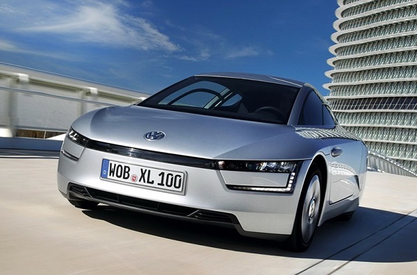 谁将成功造出未来的无人驾驶汽车？