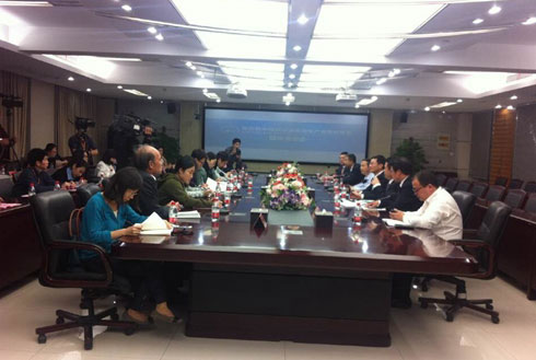 中国工程院士不看好特斯拉  称其是燃烧冠军