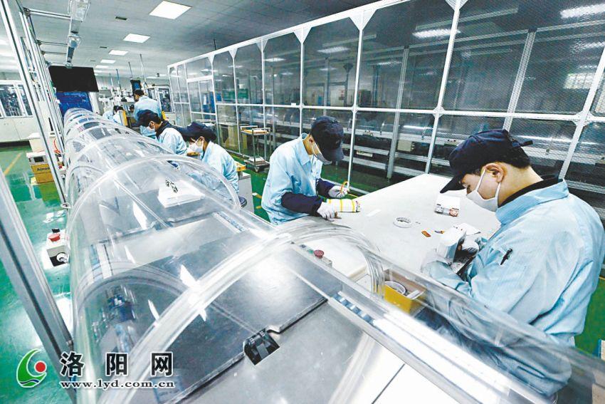 动力电池供不应求  中航锂电致力于技术创新 