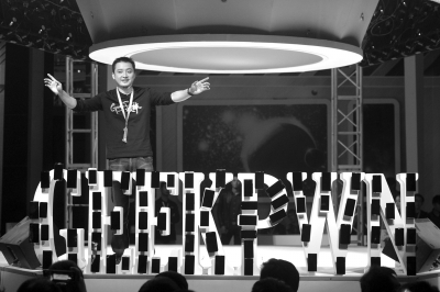 中国“黑客”破解特斯拉  倡导智能设备新安全观