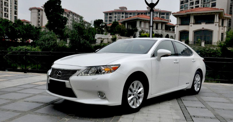 雷克萨斯针对 ES300h