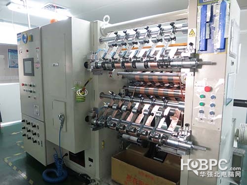  “创新能源 造福人类”：福斯特长江电芯工厂走访