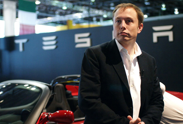 电动车最后一英里：奔驰与特斯拉的相爱相杀