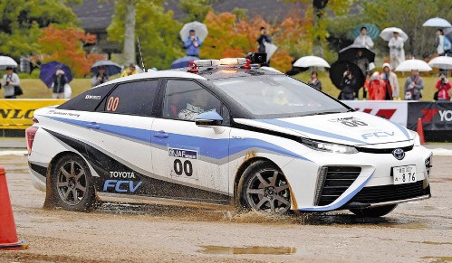 燃料电池车亮相日本赛场号称“终极环保”（图）