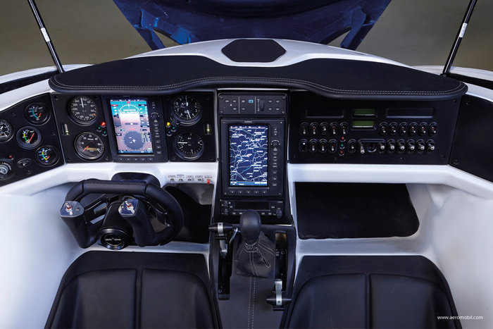 跳出电影  看看现实版“蝙蝠飞行战车”的样子