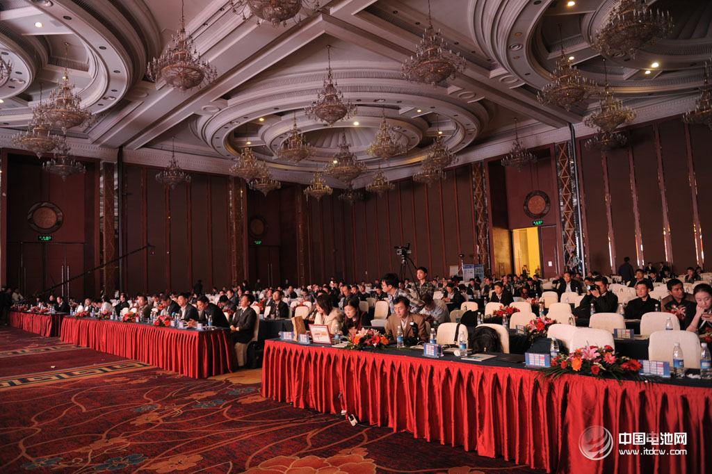 2014年第二届中国（成都）锂电新能源产业国际高峰论坛