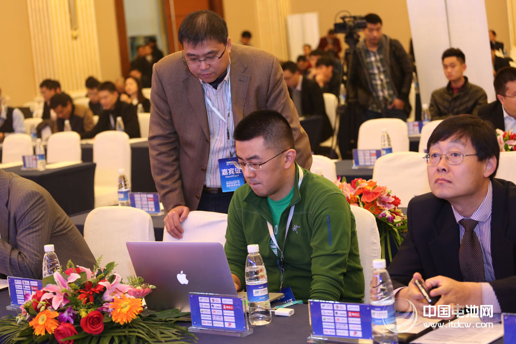 2014年第二届中国（成都）锂电新能源产业国际高峰论坛