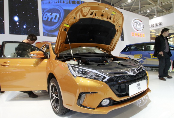 首批新能源车上路已近一年 环保车主弃用汽油车