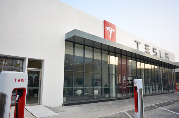 每月开一个服务中心 特斯拉加速布局中国市场