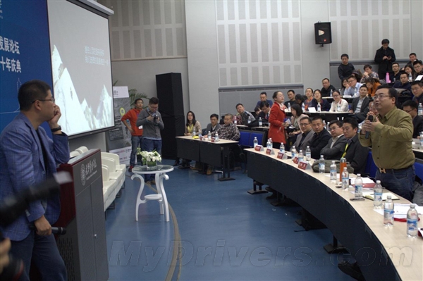 华为荣耀刘江峰：主要对标苹果和三星