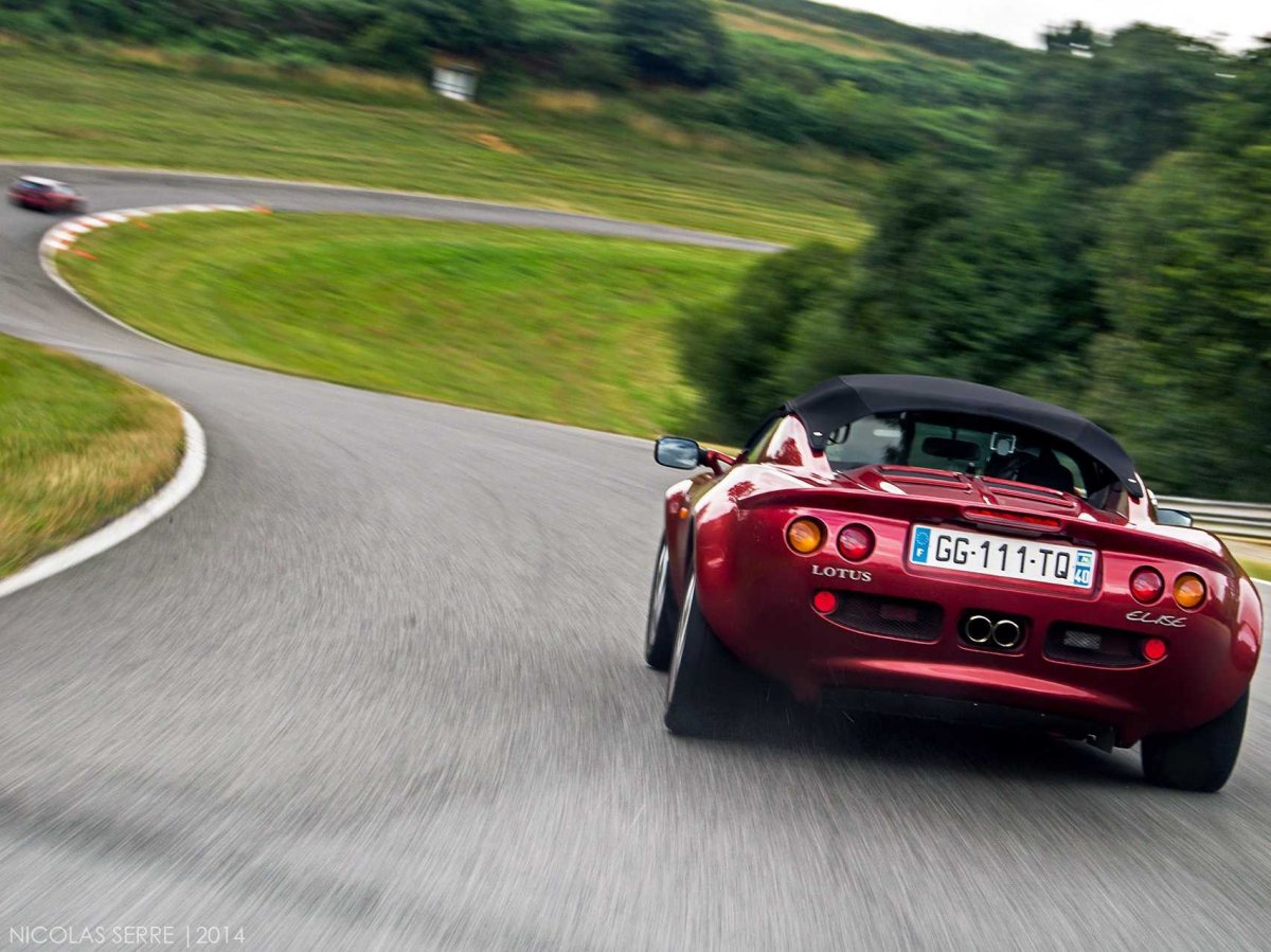 特斯拉传奇之三：造电动汽车一切都恰逢其时