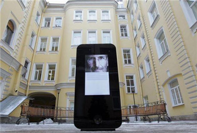 苹果将俄市场iPhone售价上调25%：三星或受益