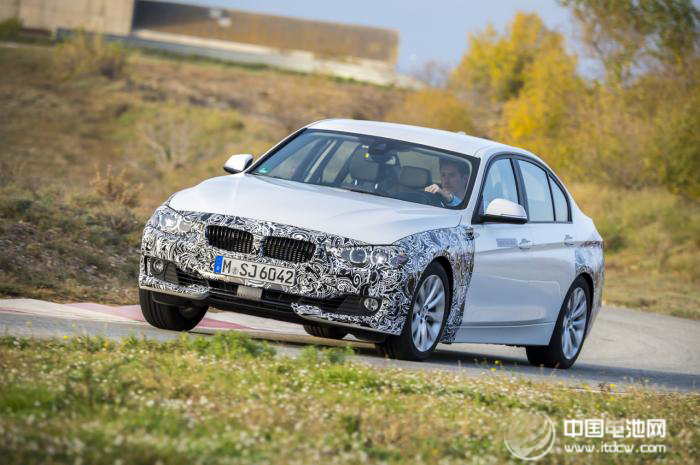 宝马3系插电式混动原型车发布 采用锂电池