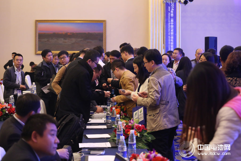 新能源车政策纠偏　向快充纯电动公交倾斜