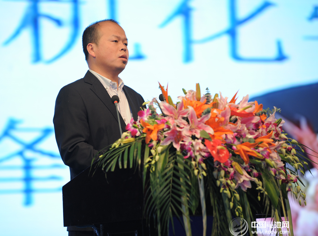 成都兴能出席第二届锂电“达沃斯” 数十家客户参观